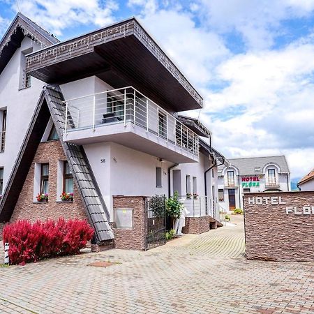 Hotel Flora Bešeňová Buitenkant foto